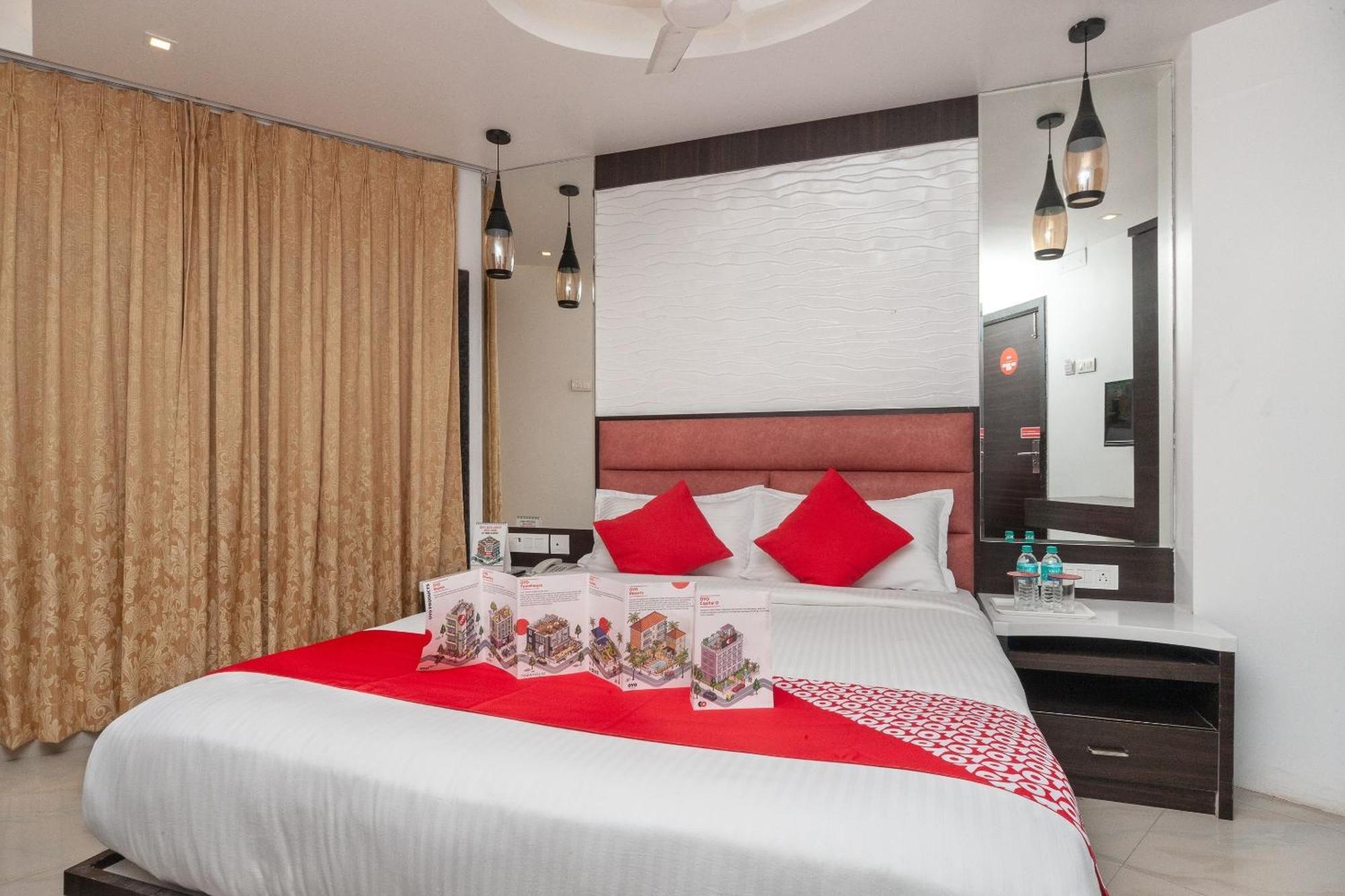 Capital O Admire Suit Hospitality Chennai Exterior foto