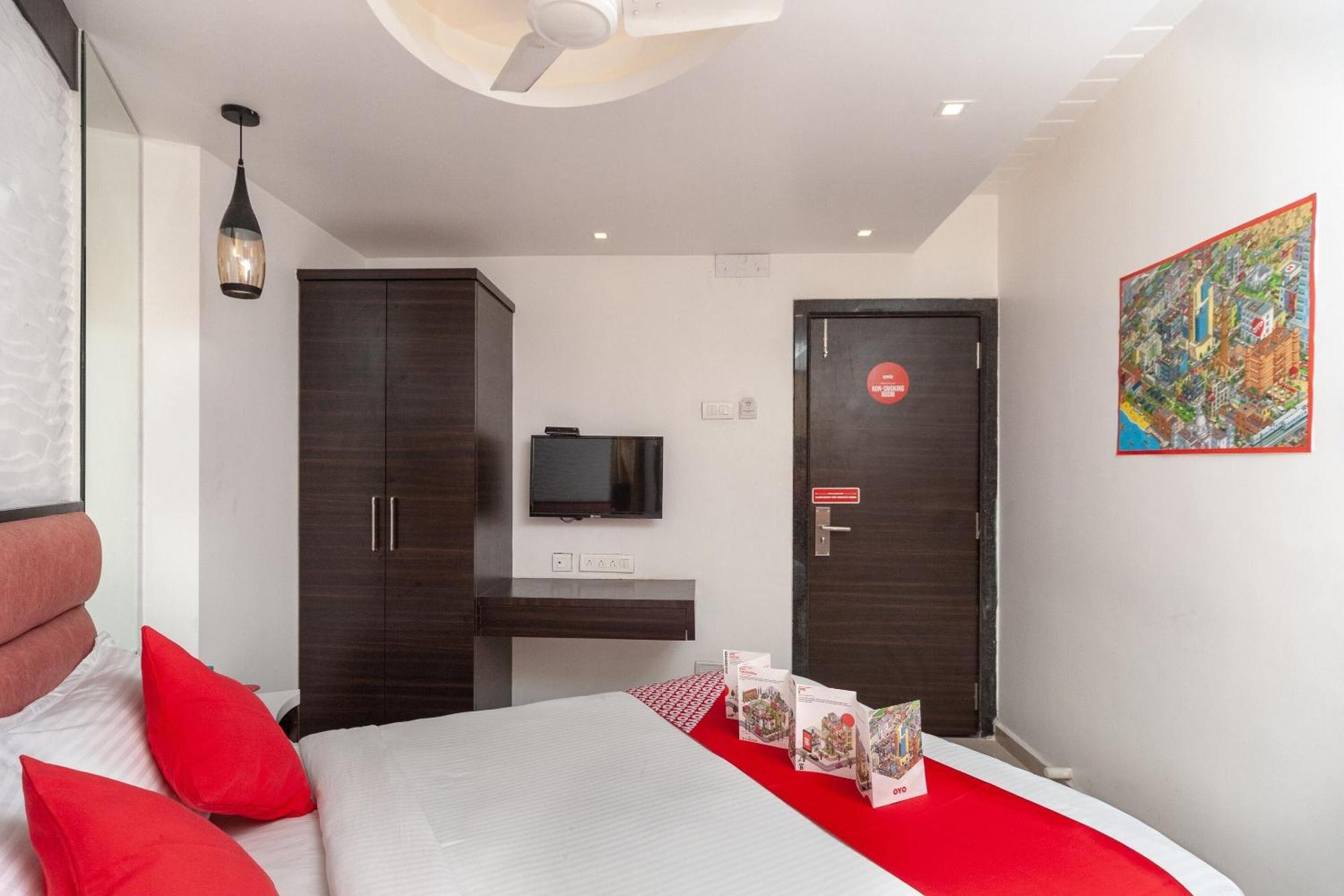 Capital O Admire Suit Hospitality Chennai Exterior foto